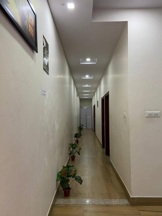 The Century Plaza Hotel Varanasi Ngoại thất bức ảnh