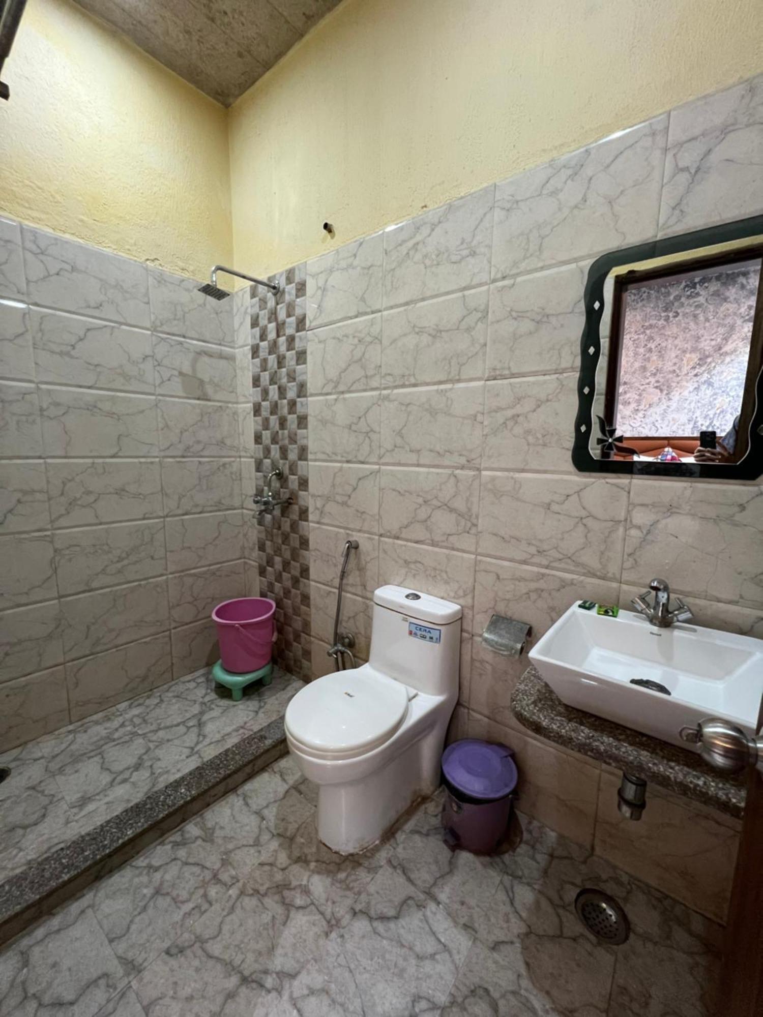 The Century Plaza Hotel Varanasi Ngoại thất bức ảnh